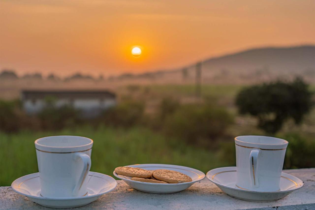Stayvista'S Le Bon Horizon - Hillside Elegance With Chic Interiors, Poolside Serenity & Picturesque Gazebo - Proximity To Sula Nashik Dış mekan fotoğraf