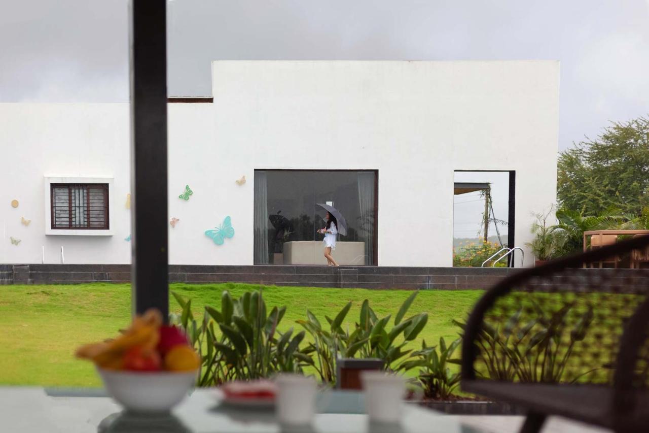 Stayvista'S Le Bon Horizon - Hillside Elegance With Chic Interiors, Poolside Serenity & Picturesque Gazebo - Proximity To Sula Nashik Dış mekan fotoğraf