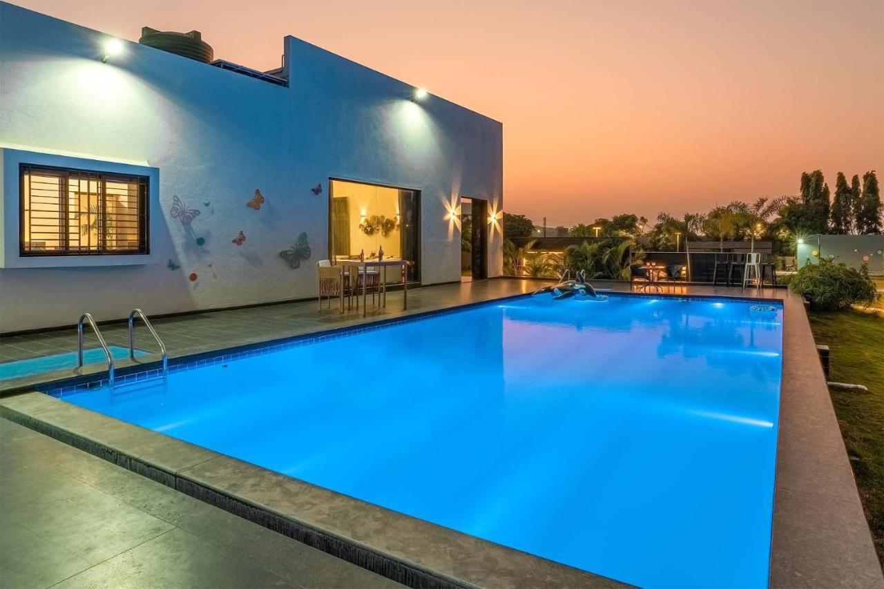 Stayvista'S Le Bon Horizon - Hillside Elegance With Chic Interiors, Poolside Serenity & Picturesque Gazebo - Proximity To Sula Nashik Dış mekan fotoğraf