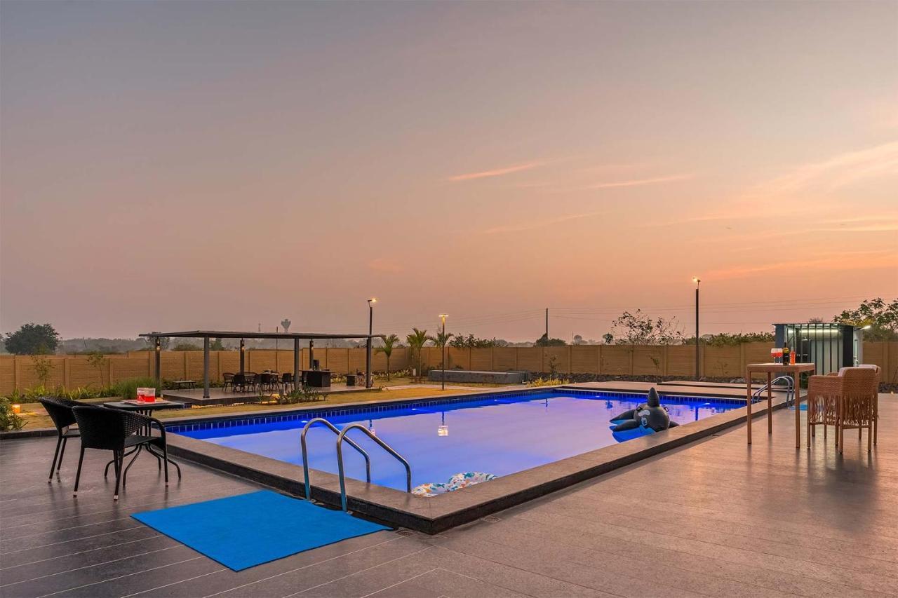 Stayvista'S Le Bon Horizon - Hillside Elegance With Chic Interiors, Poolside Serenity & Picturesque Gazebo - Proximity To Sula Nashik Dış mekan fotoğraf